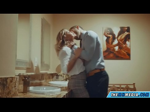 ❤️ ໃນເວລາທີ່ຜິວເນື້ອສີຂາວ busty seduces ທ່ານຢູ່ໃນຫ້ອງນ້ໍາສາທາລະນະ ️❌ ວິດີໂອໂປ້ ຢູ່ຄອມ lo.wassell.ru ❌️❤